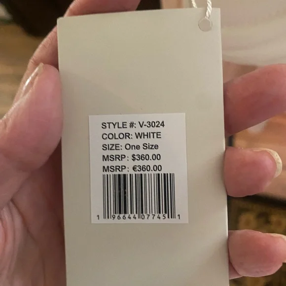 NWT Valentino Orlandoi White Quilted Cross Body - Picture 7 of 9